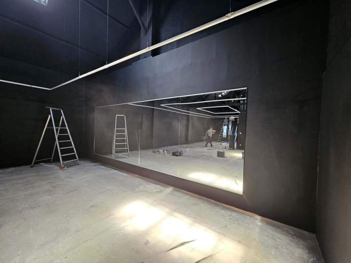 miroirs 6mm filmés, sur mesure avec profils en Alu